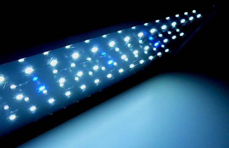 LED Aquarium Leuchtbalken Aquarienbeleuchtung Süß+Meerwasser ABS 30-120cm Länge